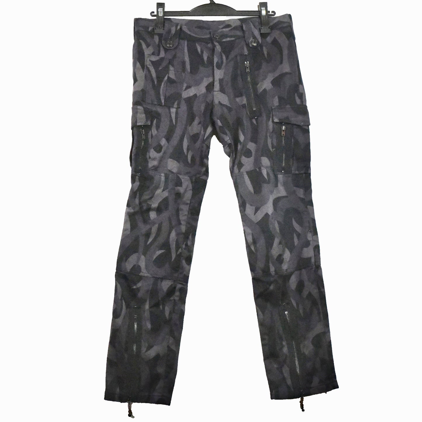 Number (N)ine heart camo Cargo flight pants S/S04 “Give Peace A Chance”3/30